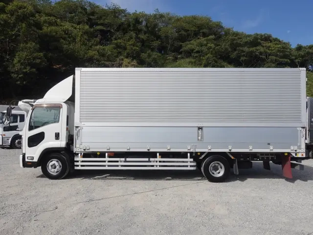 いすゞ ウイング車 フォワード|中古トラックの販売・買取・査定のアイナビ