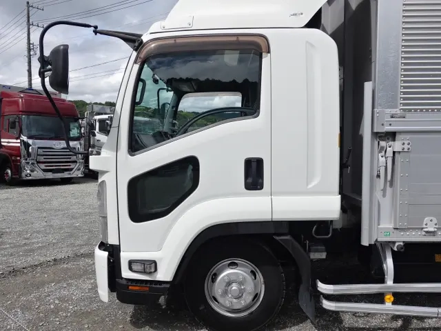 いすゞ ウイング車 フォワード|中古トラックの販売・買取・査定のアイナビ