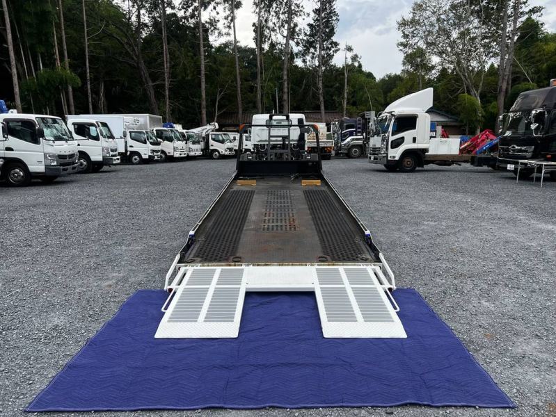 三菱ふそう 特殊車両 キャンター|中古トラックの販売・買取・査定のアイナビ