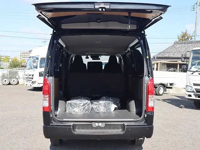 トヨタ 乗用車 ハイエースバン|中古トラックの販売・買取・査定のアイナビ