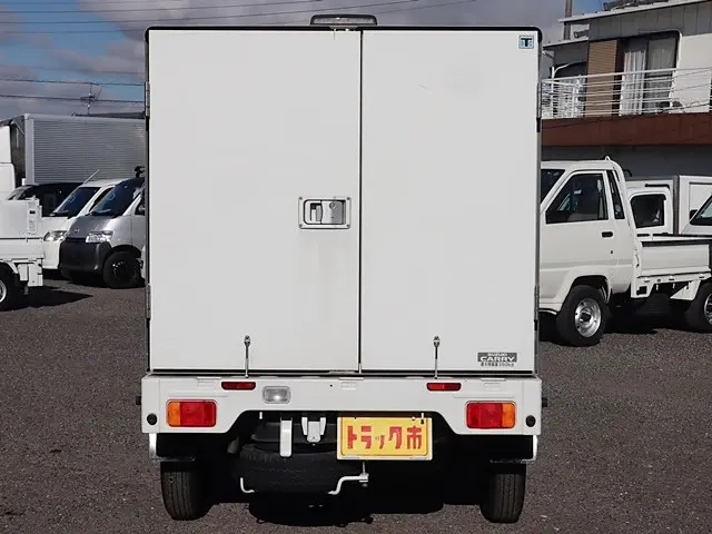 スズキ 冷凍バン|中古トラックの販売・買取・査定のアイナビ
