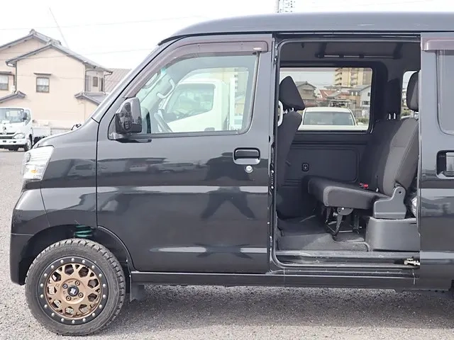 トヨタ 乗用車 ピクシスバン|中古トラックの販売・買取・査定のアイナビ