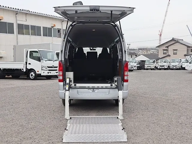 トヨタ 乗用車 レジアスエースバン|中古トラックの販売・買取・査定のアイナビ