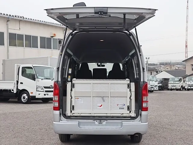トヨタ 乗用車 レジアスエースバン|中古トラックの販売・買取・査定のアイナビ