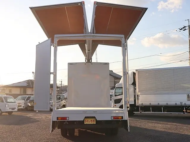 三菱ふそう ウイング車 キャンター|中古トラックの販売・買取・査定のアイナビ