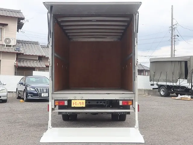 トヨタ バン車 ダイナ|中古トラックの販売・買取・査定のアイナビ