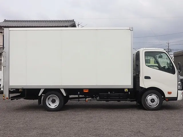 トヨタ バン車 ダイナ|中古トラックの販売・買取・査定のアイナビ