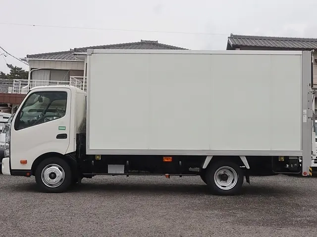 トヨタ バン車 ダイナ|中古トラックの販売・買取・査定のアイナビ