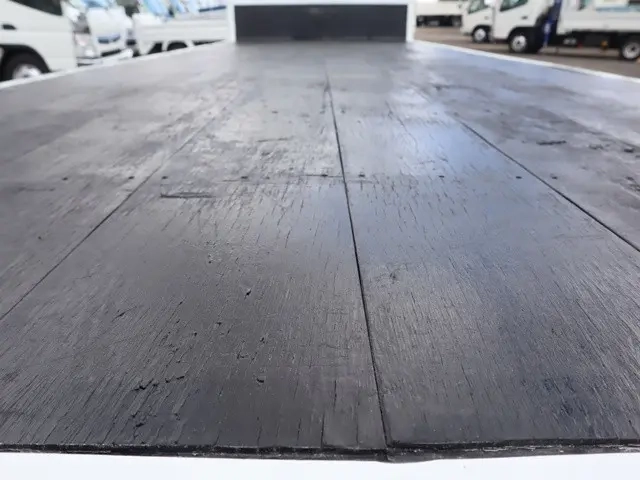 三菱ふそう 平ボディ キャンター|中古トラックの販売・買取・査定のアイナビ