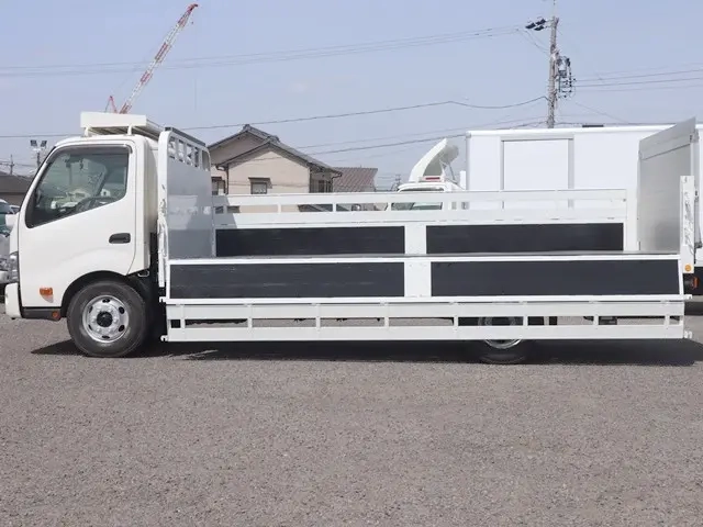 日野 平ボディ デュトロ|中古トラックの販売・買取・査定のアイナビ