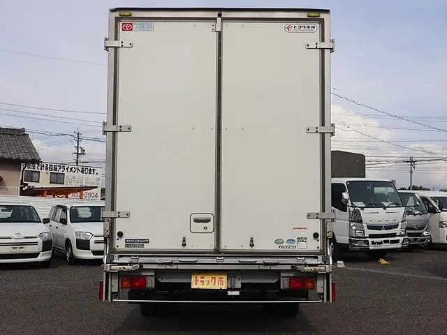 トヨタ バン車 ダイナ|中古トラックの販売・買取・査定のアイナビ