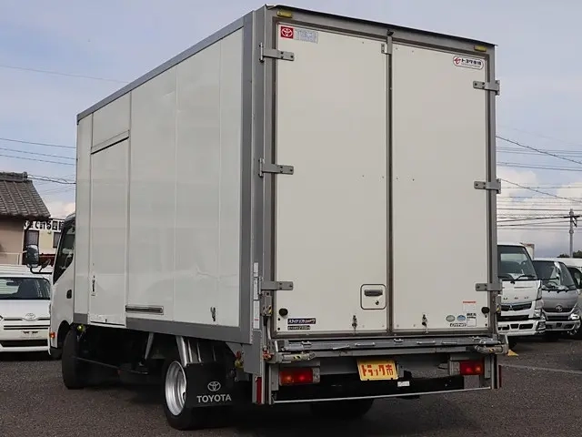 トヨタ バン車 ダイナ|中古トラックの販売・買取・査定のアイナビ