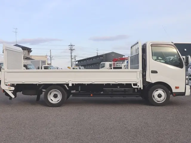 日野 平ボディ デュトロ|中古トラックの販売・買取・査定のアイナビ