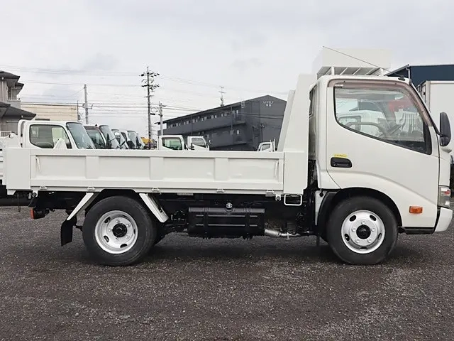 日野 ダンプ デュトロ|中古トラックの販売・買取・査定のアイナビ