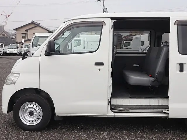 トヨタ 乗用車 タウンエースバン|中古トラックの販売・買取・査定のアイナビ