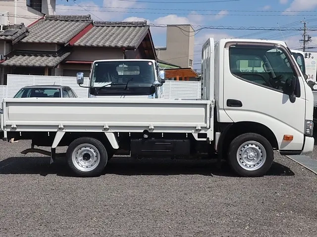 トヨタ 平ボディ ダイナ|中古トラックの販売・買取・査定のアイナビ