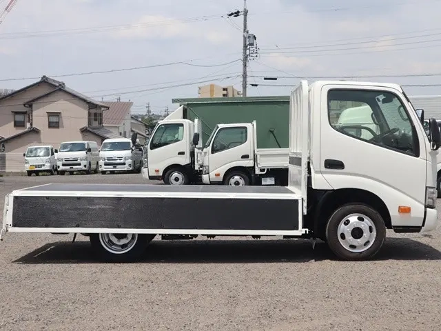 トヨタ 平ボディ ダイナ|中古トラックの販売・買取・査定のアイナビ