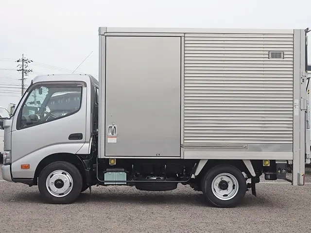 トヨタ バン車 ダイナ|中古トラックの販売・買取・査定のアイナビ