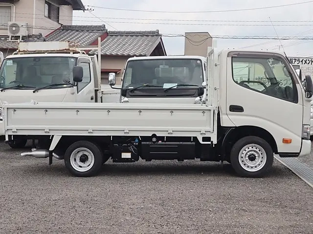 トヨタ 平ボディ ダイナ|中古トラックの販売・買取・査定のアイナビ