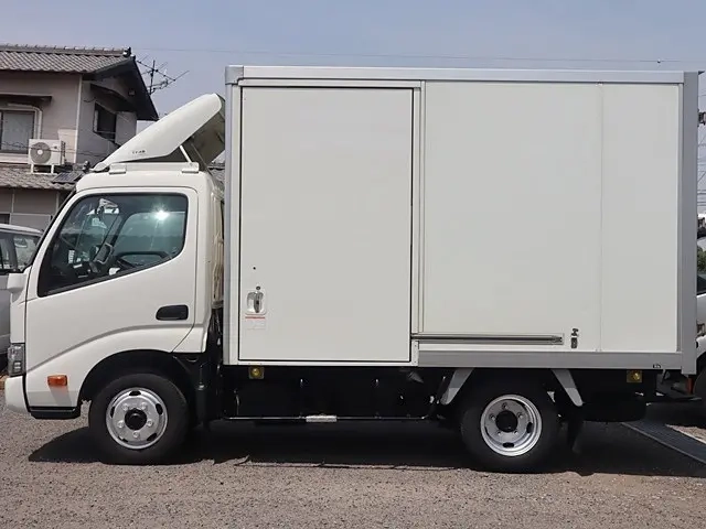 トヨタ バン車 ダイナ|中古トラックの販売・買取・査定のアイナビ