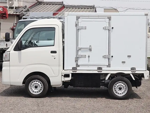 ダイハツ 冷凍バン ハイゼット|中古トラックの販売・買取・査定のアイナビ