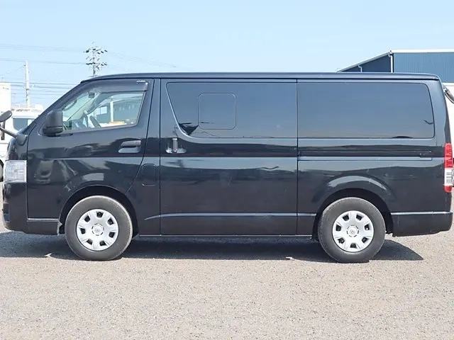 トヨタ 乗用車 ハイエースバン|中古トラックの販売・買取・査定のアイナビ