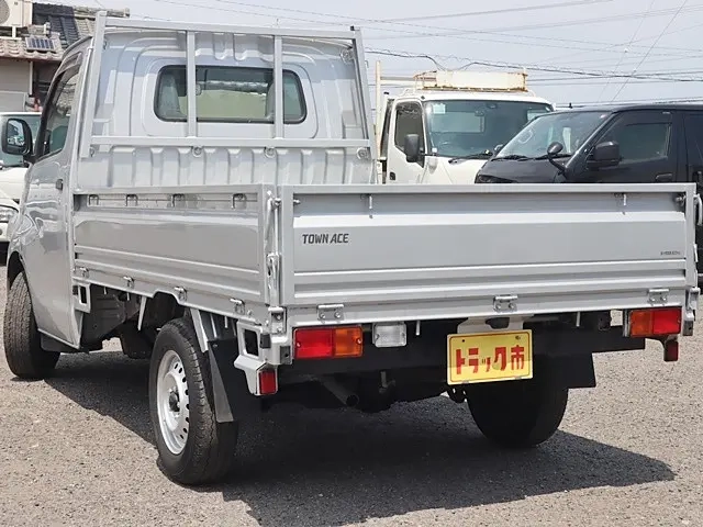 トヨタ 平ボディ|中古トラックの販売・買取・査定のアイナビ
