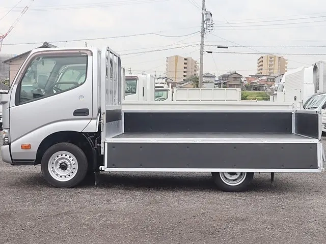 トヨタ 平ボディ ダイナ|中古トラックの販売・買取・査定のアイナビ