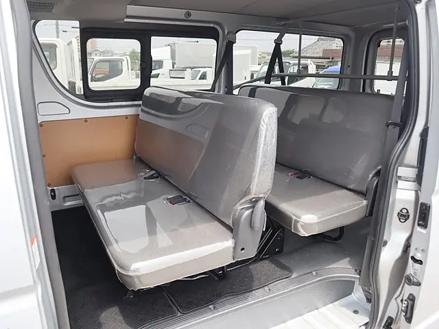 トヨタ 乗用車 ハイエースバン|中古トラックの販売・買取・査定のアイナビ