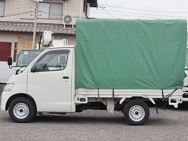 トヨタ 平ボディ|中古トラックの販売・買取・査定のアイナビ