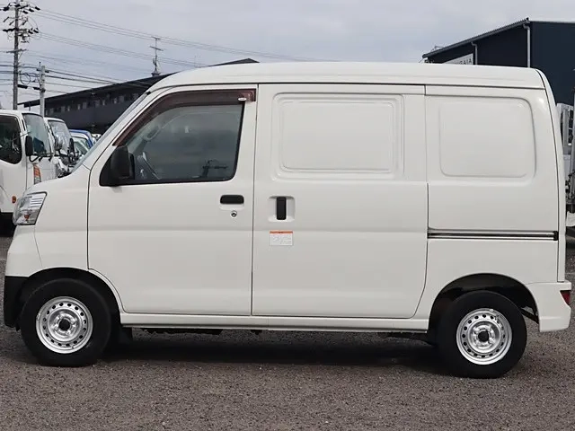 ダイハツ 冷凍バン|中古トラックの販売・買取・査定のアイナビ
