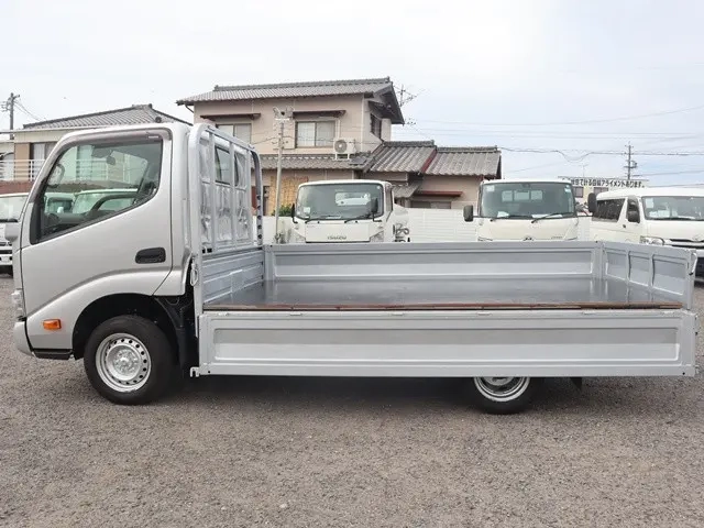 トヨタ 平ボディ ダイナ|中古トラックの販売・買取・査定のアイナビ