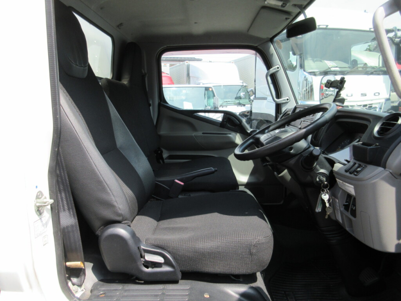 三菱ふそう バン車 キャンター|中古トラックの販売・買取・査定のアイナビ