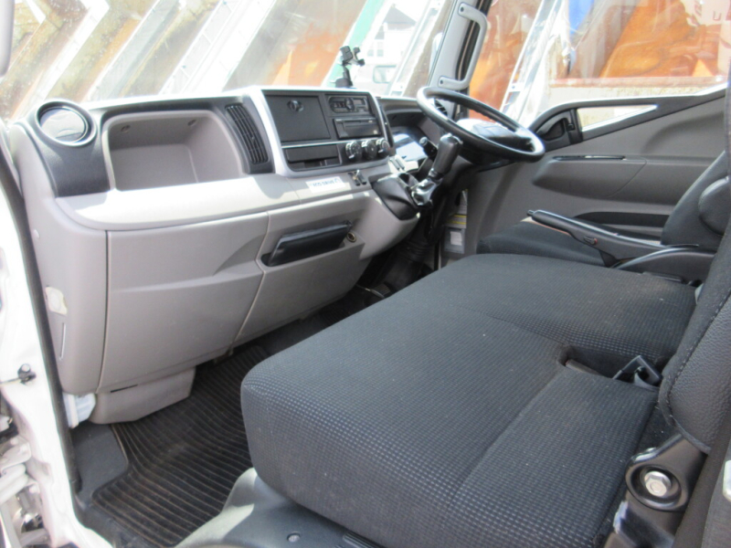三菱ふそう バン車 キャンター|中古トラックの販売・買取・査定のアイナビ
