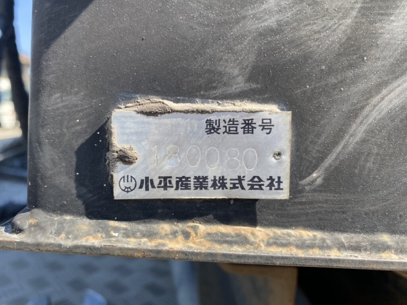 いすゞ トラクタ ギガ|中古トラックの販売・買取・査定のアイナビ