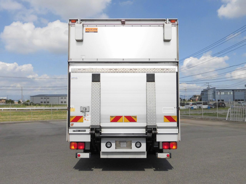 日野 バン車|中古トラックの販売・買取・査定のアイナビ