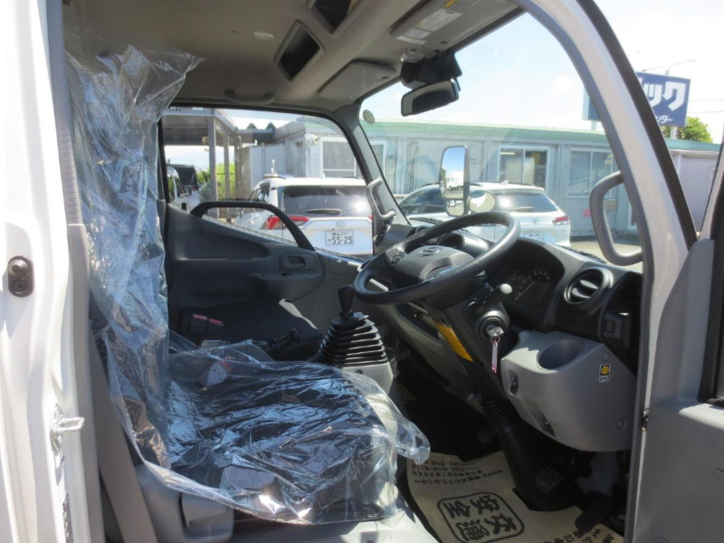 三菱ふそう バン車|中古トラックの販売・買取・査定のアイナビ