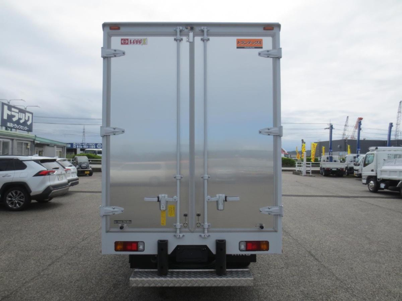 日野 バン車|中古トラックの販売・買取・査定のアイナビ