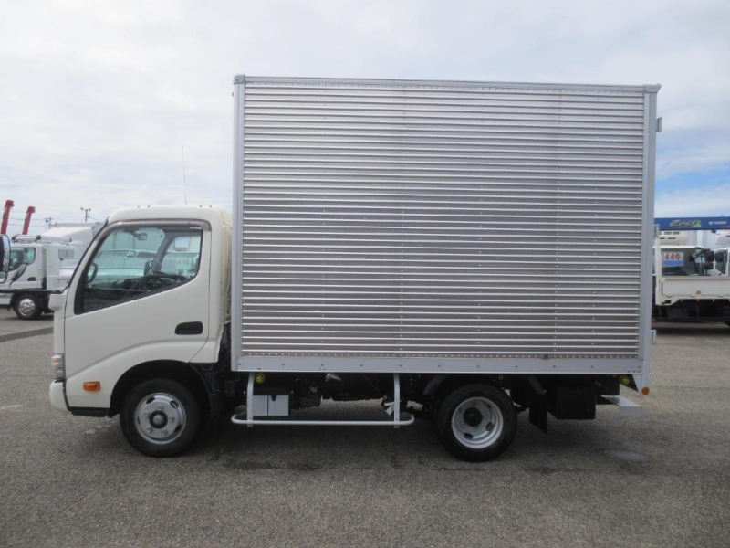 日野 バン車|中古トラックの販売・買取・査定のアイナビ