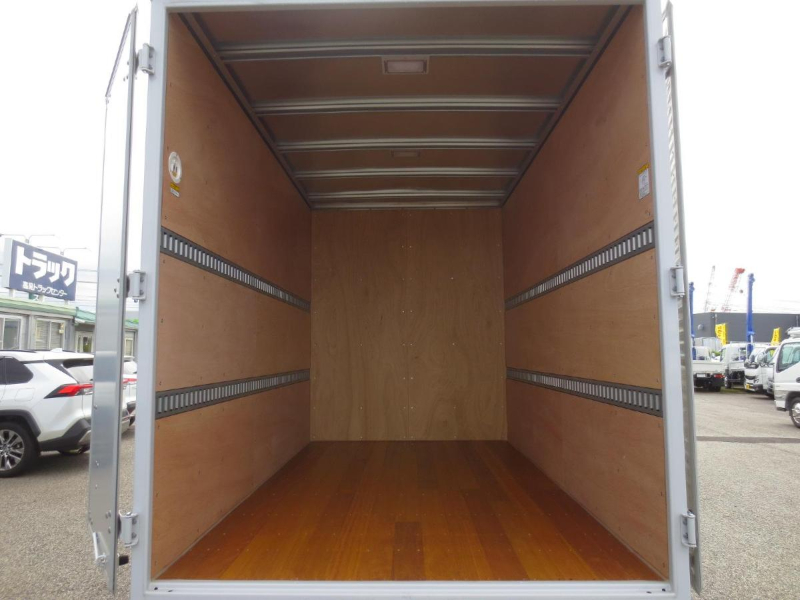 日野 バン車|中古トラックの販売・買取・査定のアイナビ
