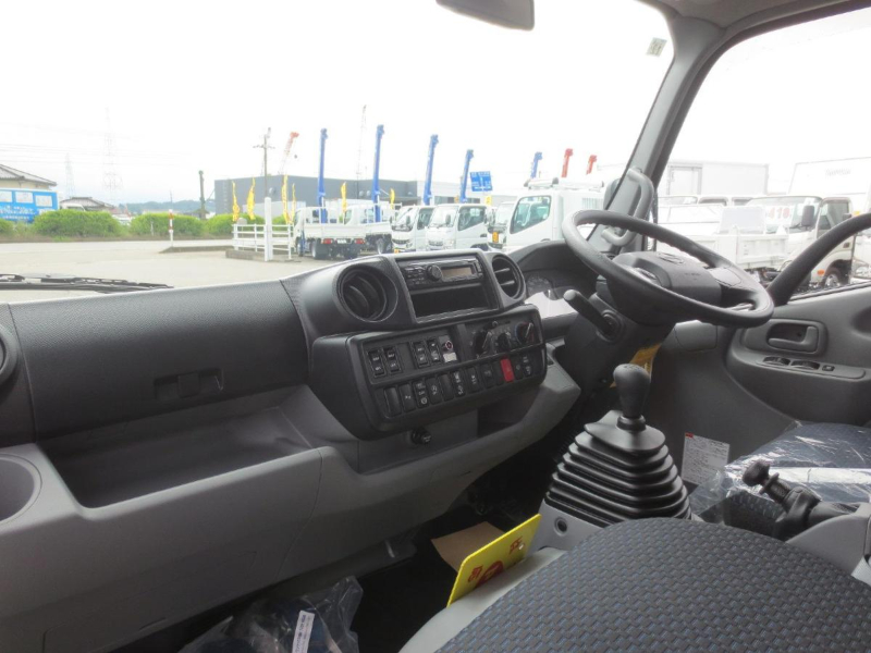 日野 バン車|中古トラックの販売・買取・査定のアイナビ