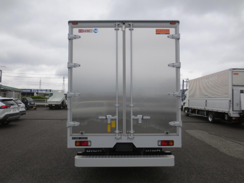 日野 バン車|中古トラックの販売・買取・査定のアイナビ