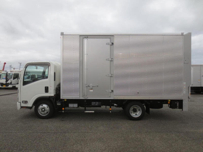 いすゞ バン車|中古トラックの販売・買取・査定のアイナビ