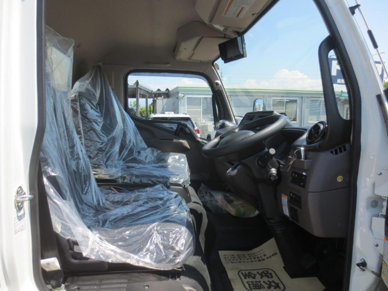 三菱ふそう バン車|中古トラックの販売・買取・査定のアイナビ