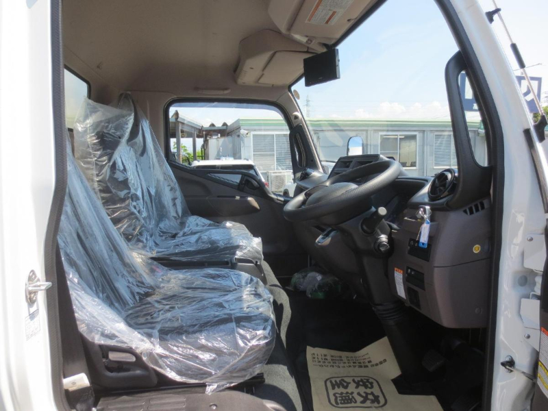 三菱ふそう バン車|中古トラックの販売・買取・査定のアイナビ
