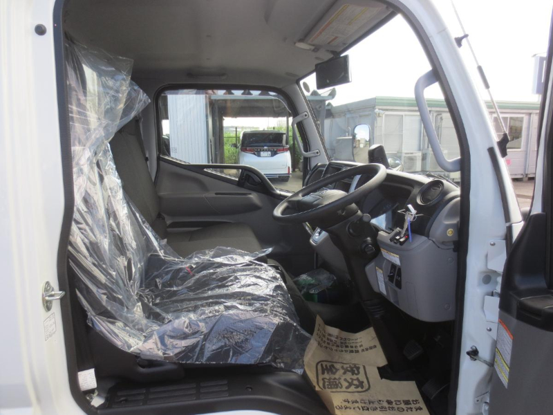 三菱ふそう バン車|中古トラックの販売・買取・査定のアイナビ
