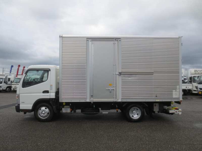 三菱ふそう バン車|中古トラックの販売・買取・査定のアイナビ