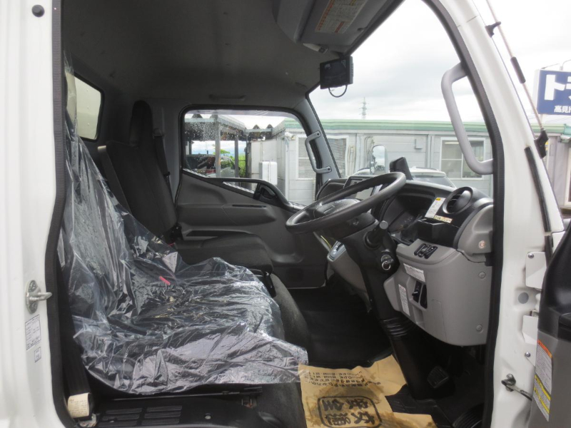 三菱ふそう バン車|中古トラックの販売・買取・査定のアイナビ