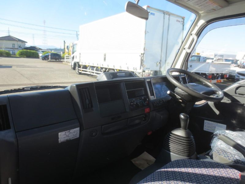 日産 平ボディ|中古トラックの販売・買取・査定のアイナビ