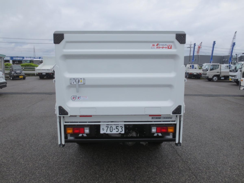 三菱ふそう その他|中古トラックの販売・買取・査定のアイナビ